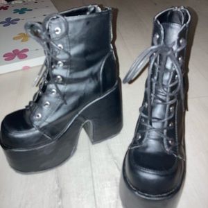 demonias platform boots